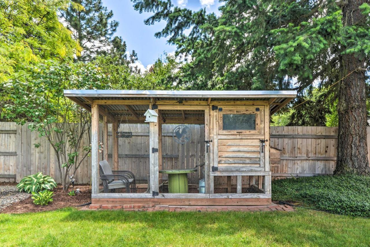 Central Medford Family Retreat With Large Yard! Exteriör bild